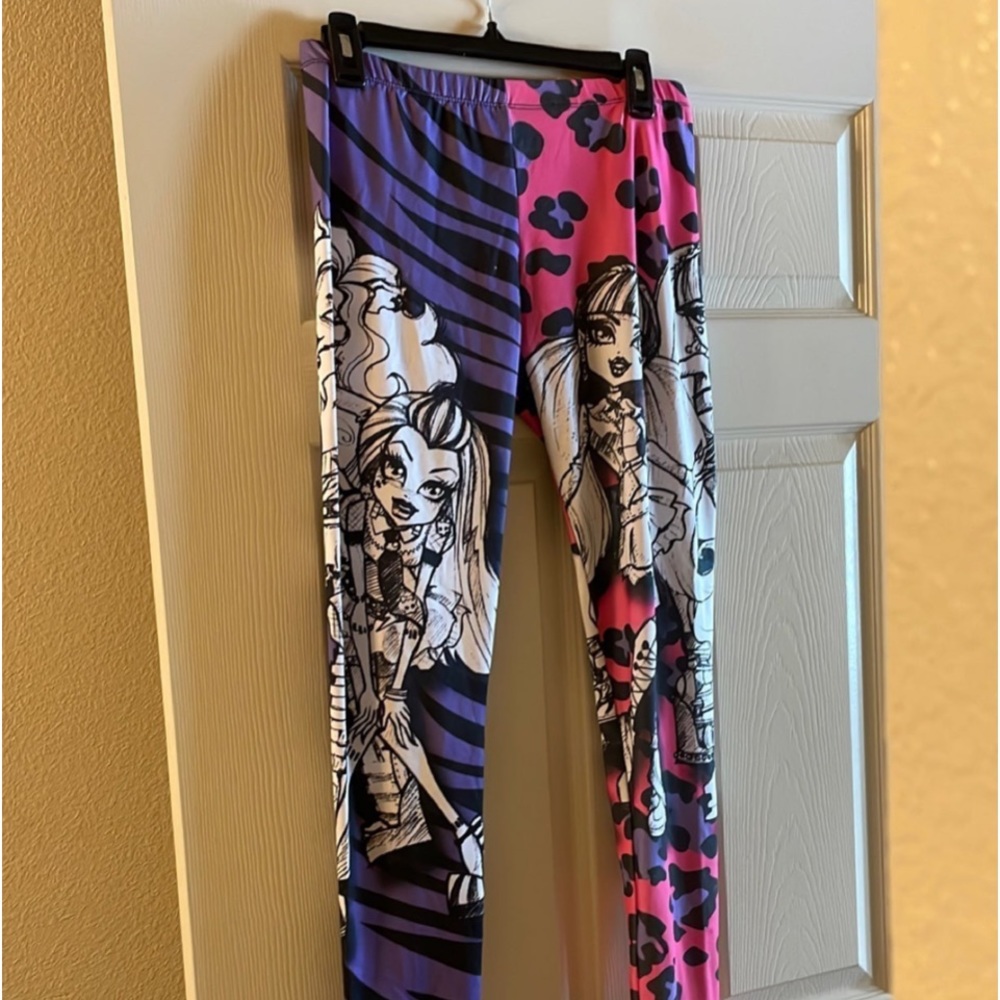 Monster chic leggings